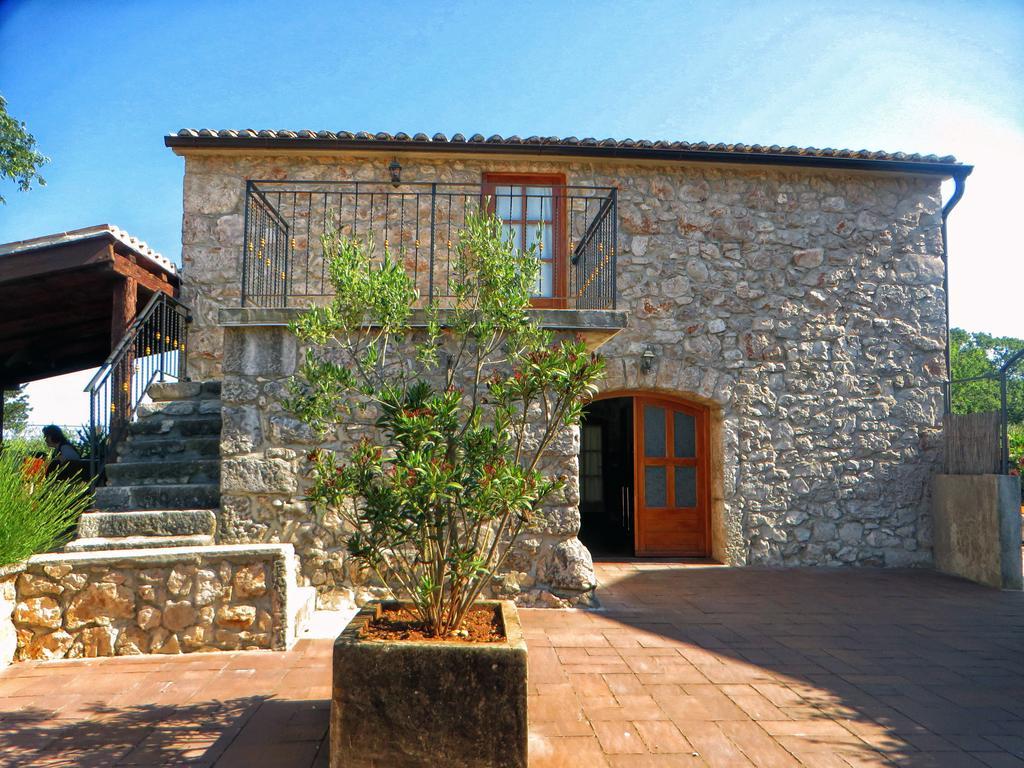 Holiday Home Rasopas مالينسكا المظهر الخارجي الصورة