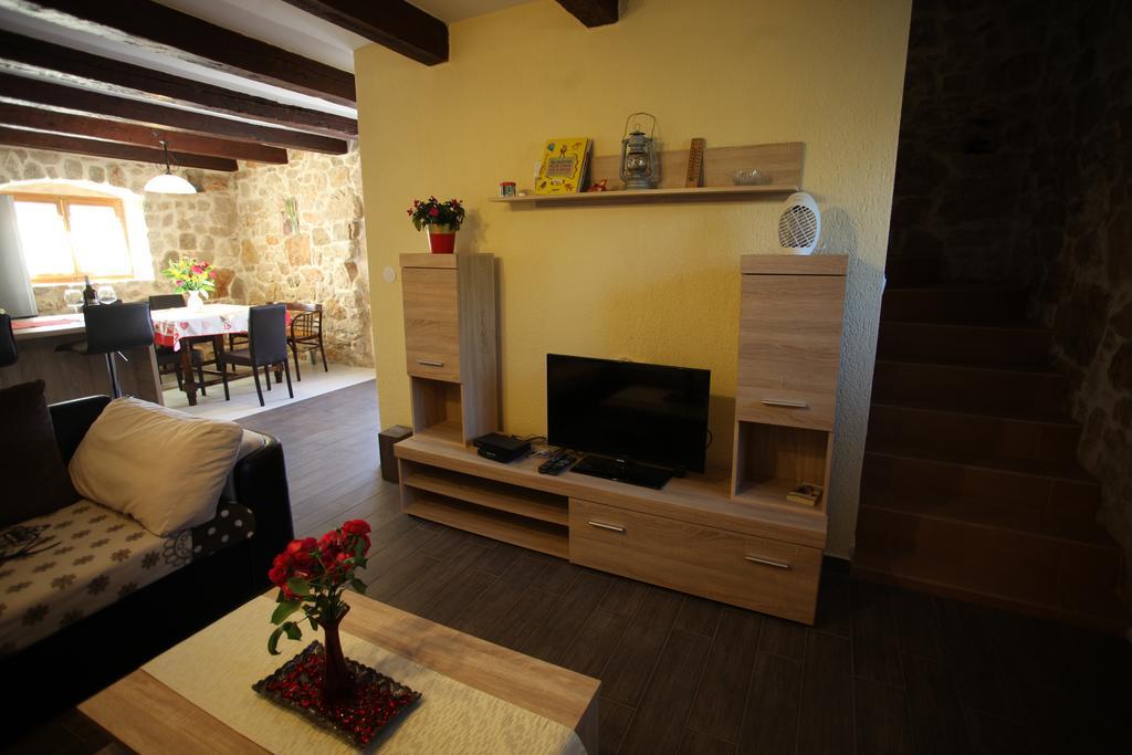 Holiday Home Rasopas مالينسكا المظهر الخارجي الصورة