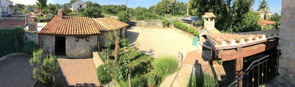 Holiday Home Rasopas مالينسكا المظهر الخارجي الصورة